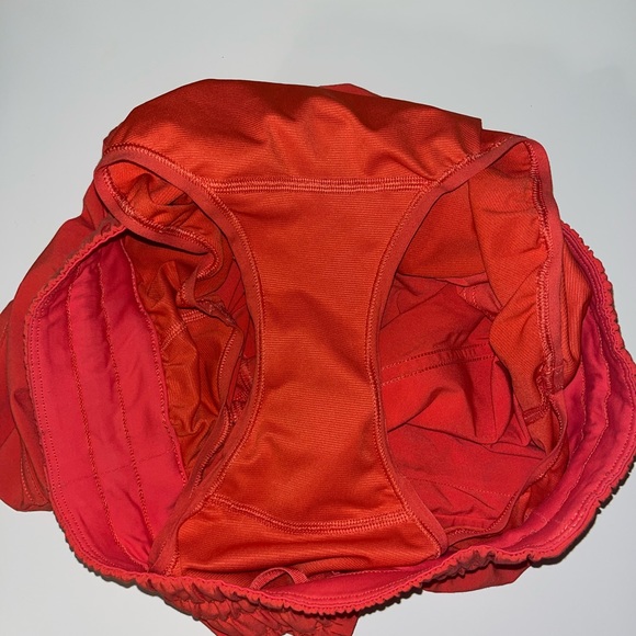 tracker short lululemon pink punch sz 10 4” - Picture 3 of 5